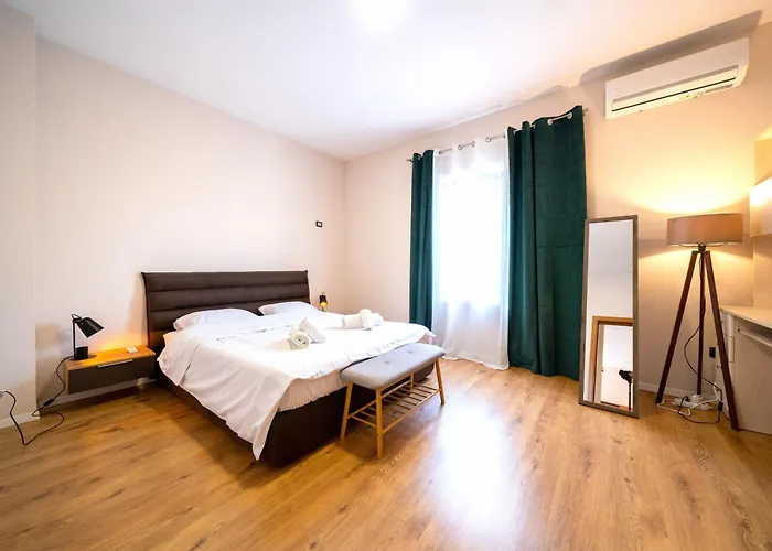 Colorful Comfy Appartement Tirana