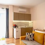 Colorful Comfy דירה *
